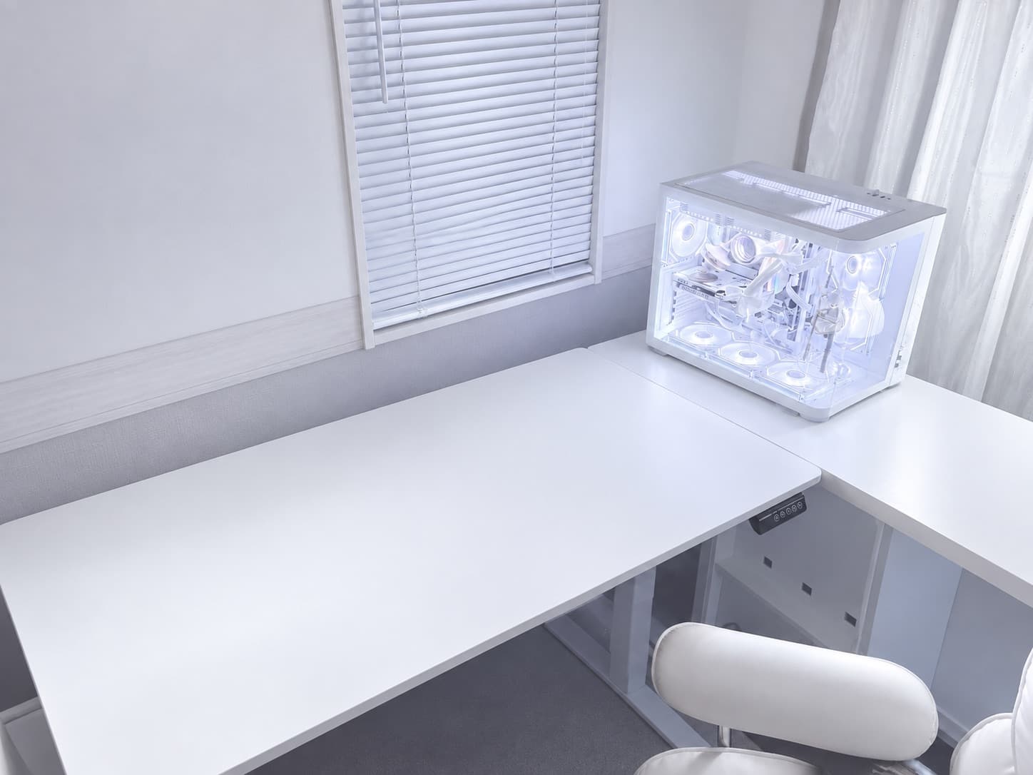 電動昇降デスク