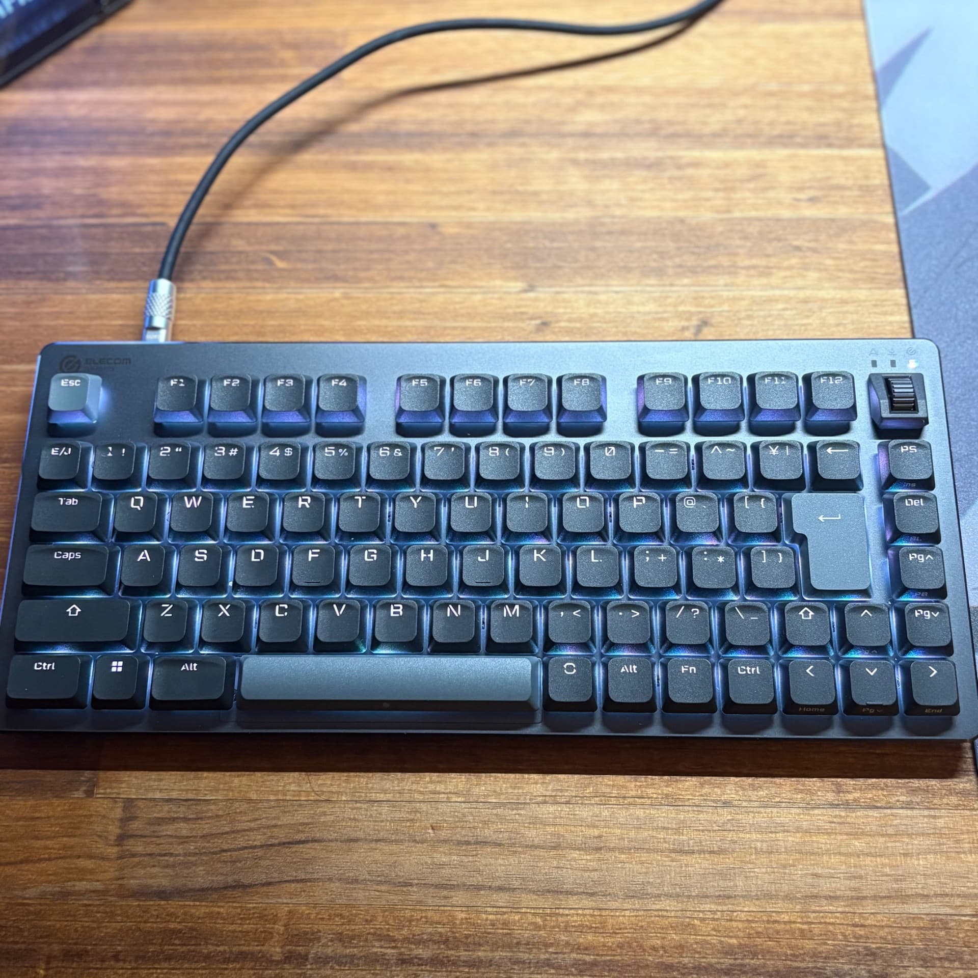 Elecom Gaming V custom VK720AL