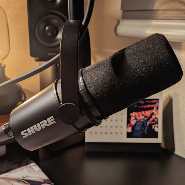 SHURE MV7