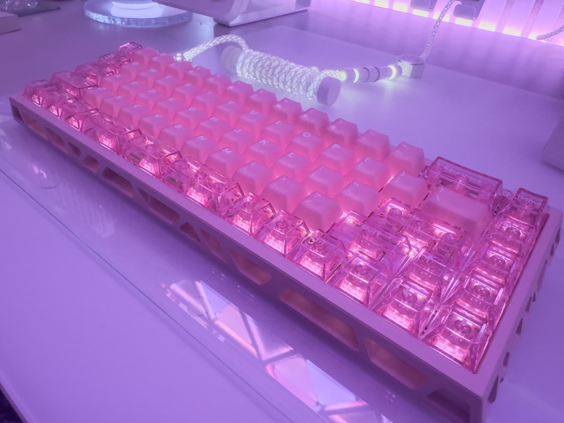 𝐆𝐀𝐓𝐄𝐑𝐎𝐍 ✖︎ 𝐒𝐢𝐤𝐚𝐤𝐞𝐲𝐛 Sakura Collab Limited GT68 Ultra