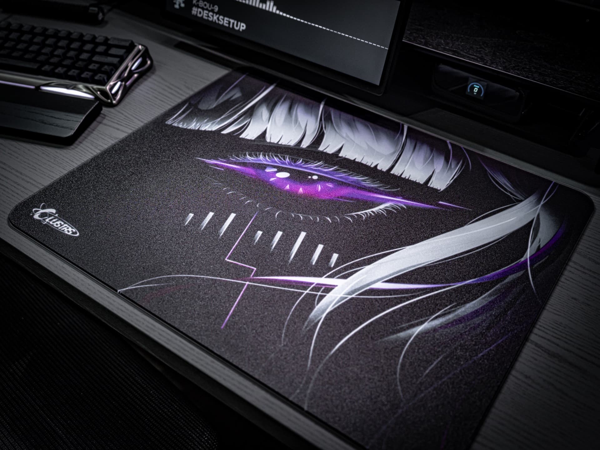 Clustrs "Astra's Gaze Glass Mouse Pad"