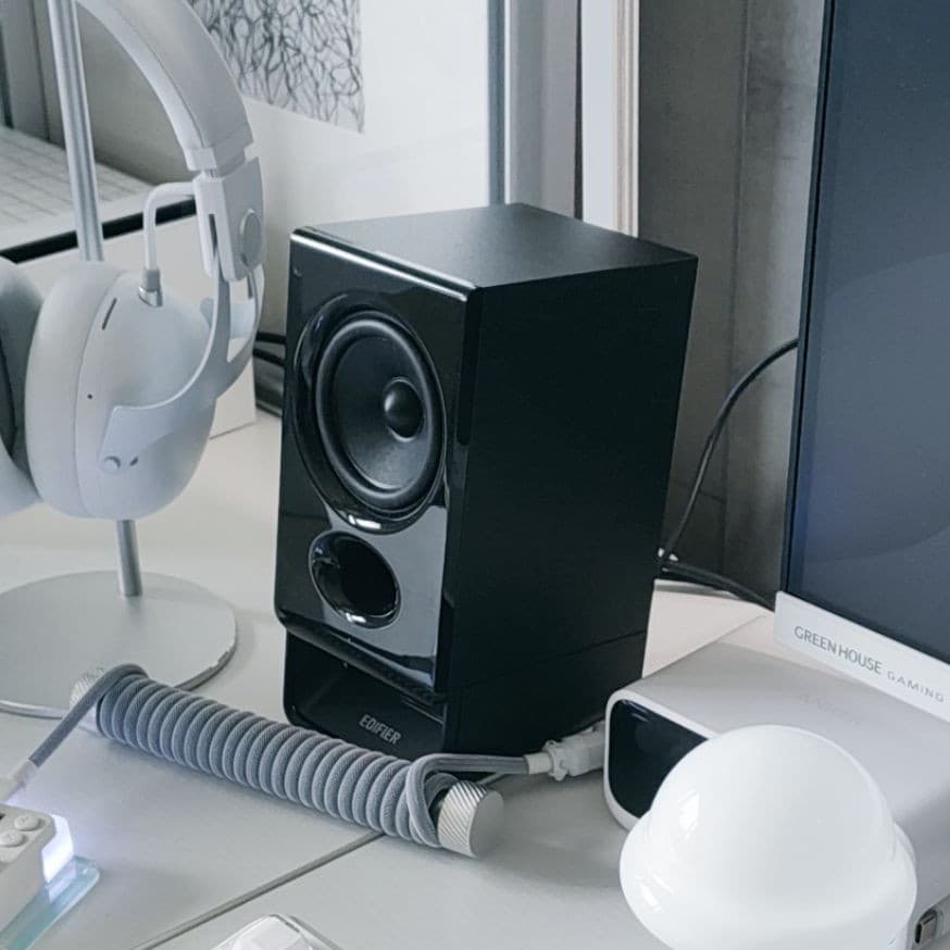 EDIFIER R20BT